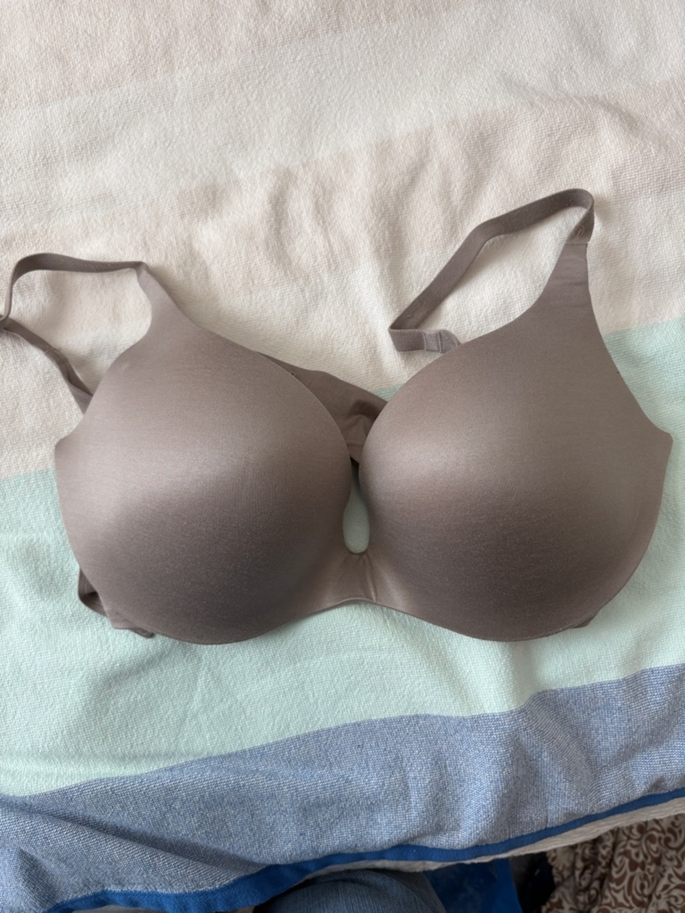 Victoria's Secret Seamless Moulded Bra - Taupe